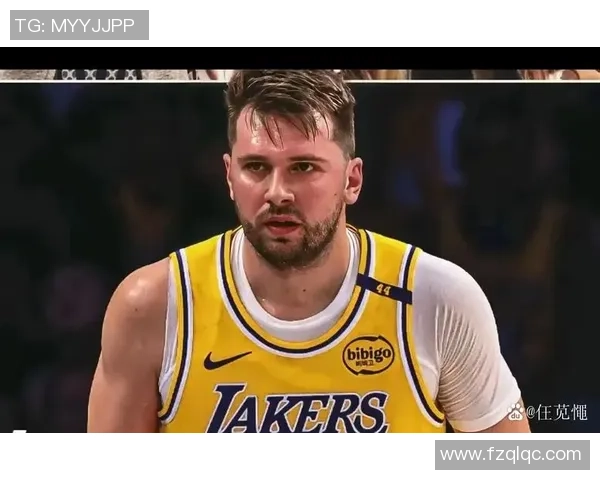 东契奇勒布朗缺席里夫斯奉献51+11+9,湖人险胜国王艾顿22+15 东契奇勒布朗缺席里夫斯奉献51+11+9,湖人险胜国王艾顿22+15